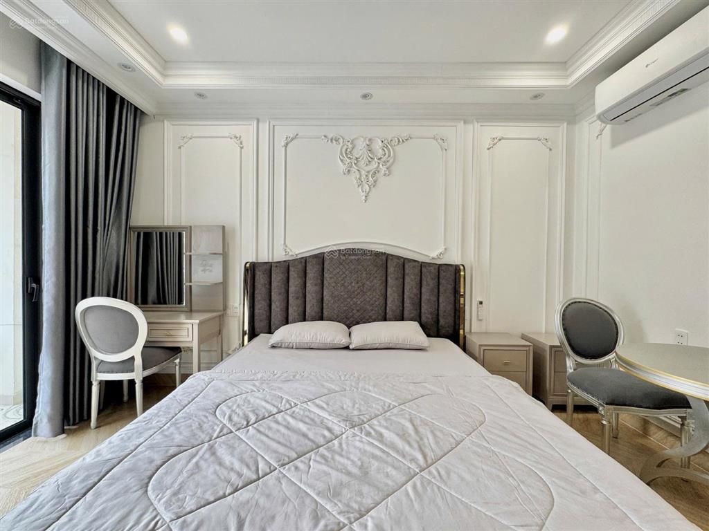 Chỉ 8,7tr chdv 45m2 full nội thất cao cấp tại vạn phúc city.