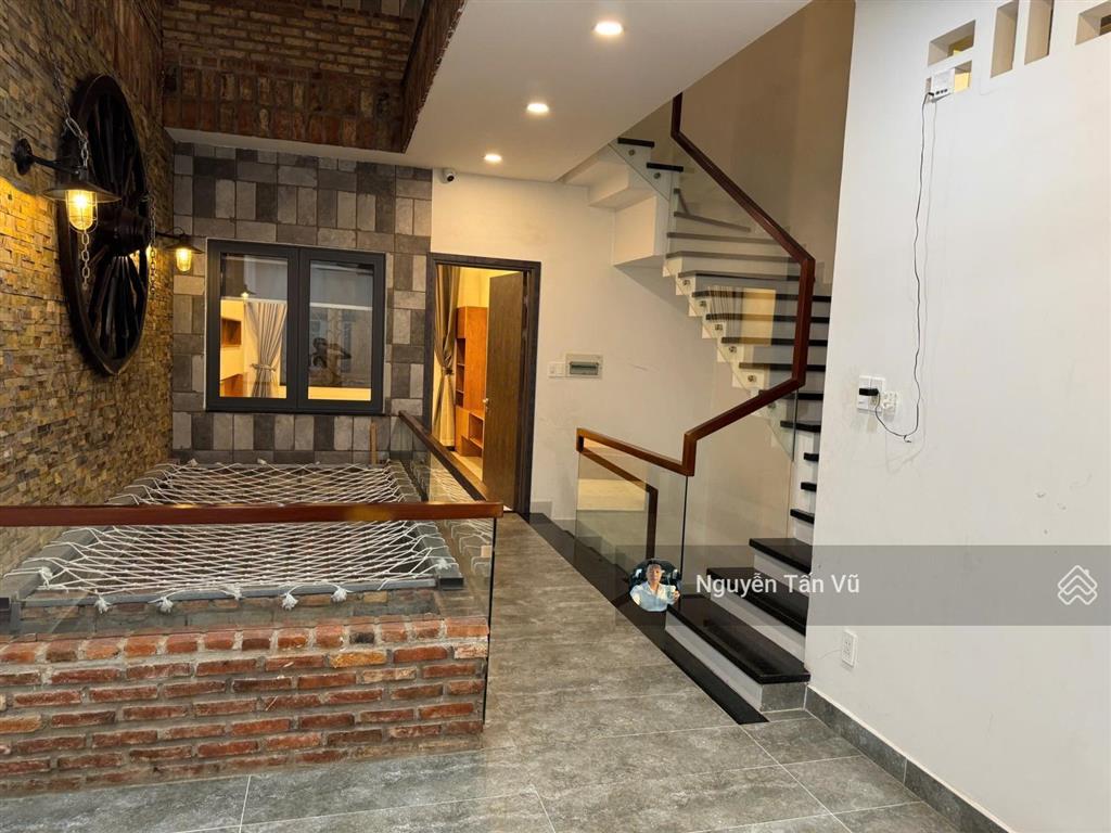Nguyên căn giá tốt 5x22m hầm 4 lầu 110m2 giá 35 triệu tại vạn phúc city
