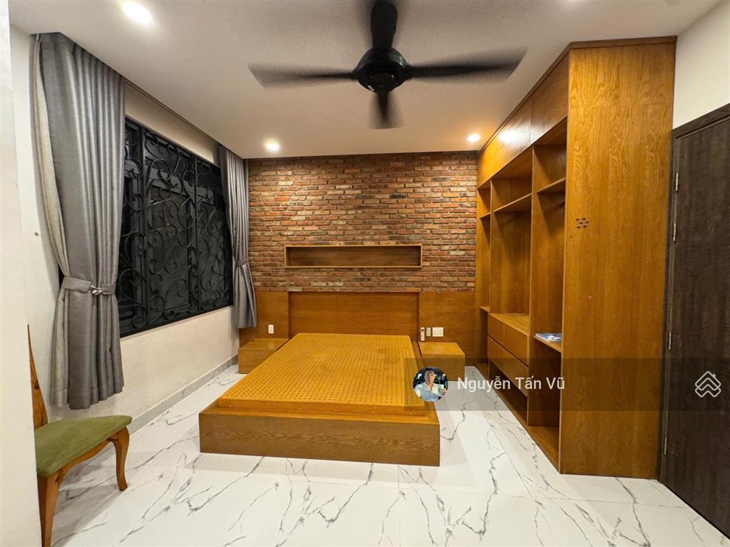 Nguyên căn giá tốt 5x22m hầm 4 lầu 110m2 giá 35 triệu tại vạn phúc city