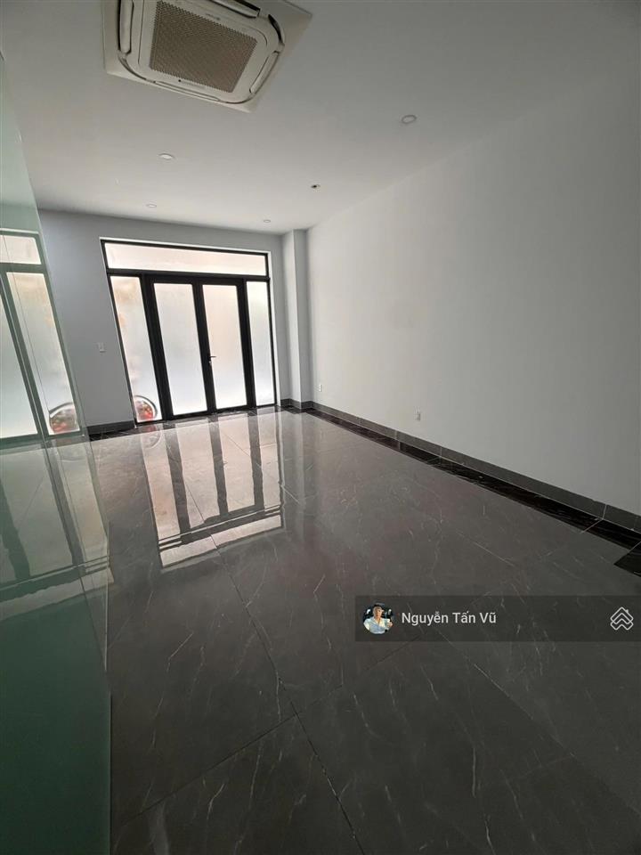 Siêu phẩm shophouse đinh thị thi, full hoàn thiện cao cấp tại vạn phúc city chỉ 100 triệu/tháng