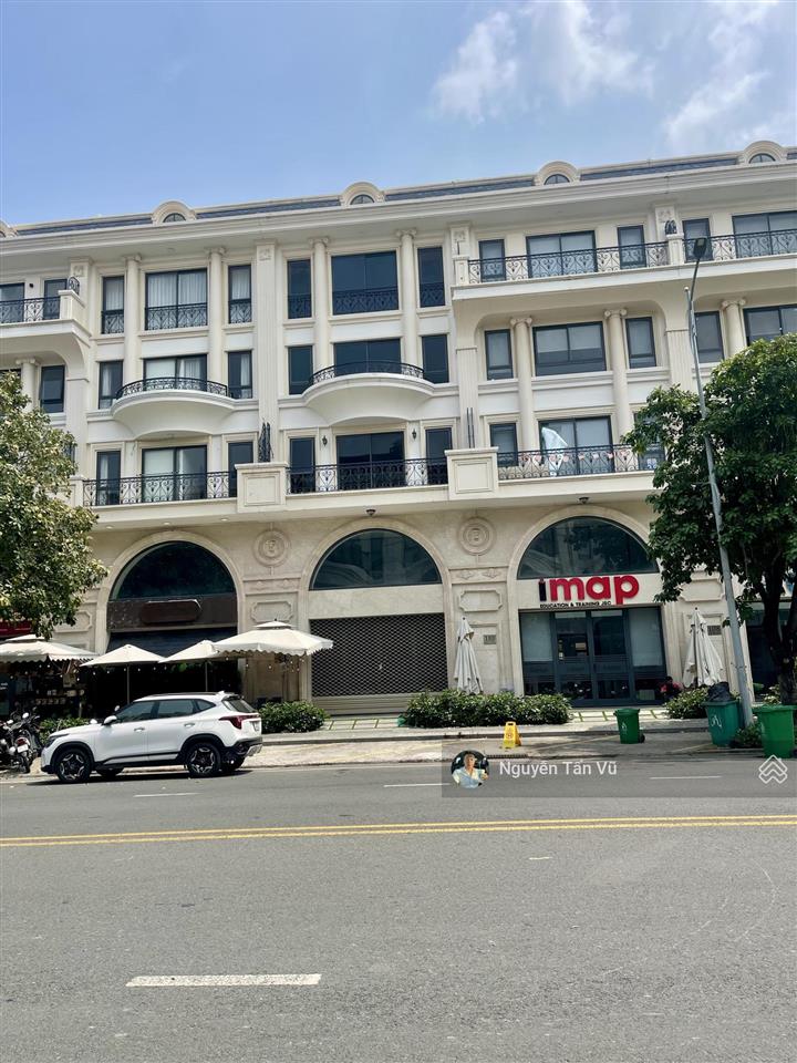 Siêu phẩm shophouse đinh thị thi, full hoàn thiện cao cấp tại vạn phúc city chỉ 100 triệu/tháng