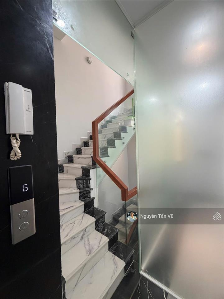 Siêu phẩm shophouse đinh thị thi, full hoàn thiện cao cấp tại vạn phúc city chỉ 100 triệu/tháng