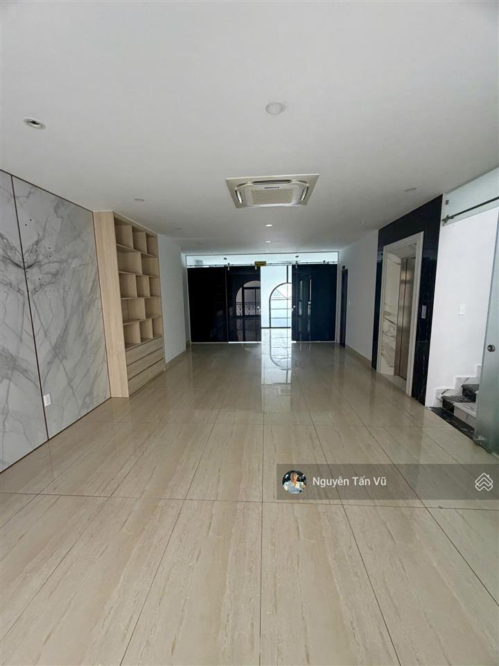 Siêu phẩm shophouse đinh thị thi, full hoàn thiện cao cấp tại vạn phúc city chỉ 100 triệu/tháng