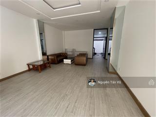 Nhà nguyên căn 5x20m 5 tầng giá tốt chỉ 30 triệu/tháng tại vạn phúc city