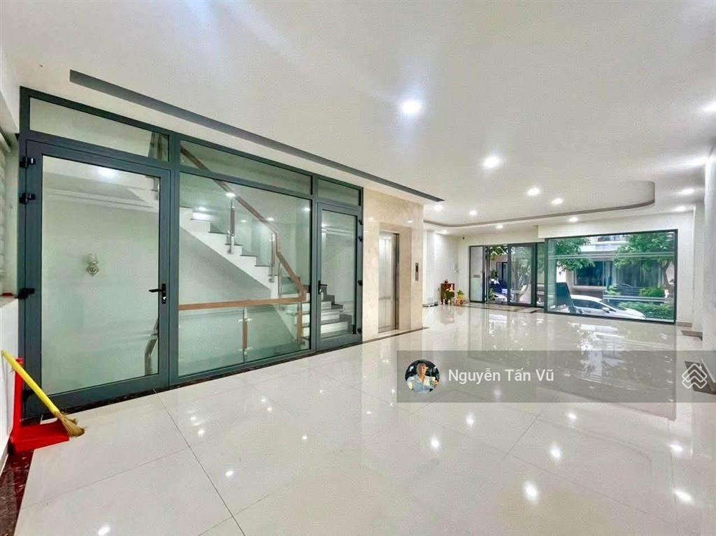 Cho thuê trệt shophouse 7x20m giá tốt tại vạn phúc city