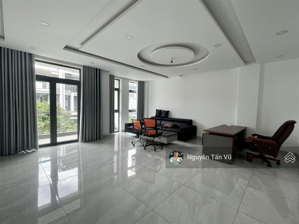 Cho thuê văn phòng tầng 2, 3 diện tích 120m/sàn, giá 22 triệu/tháng, chốt nhanh
