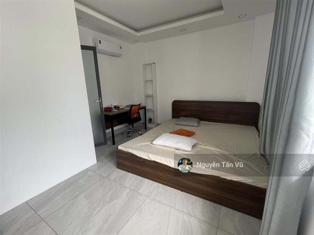 Cho thuê văn phòng tầng 2, 3 diện tích 120m/sàn, giá 22 triệu/tháng, chốt nhanh