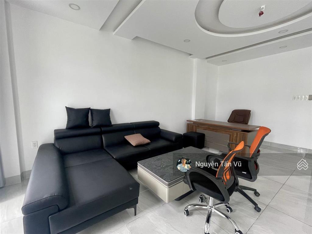 Cho thuê văn phòng tầng 2, 3 diện tích 120m/sàn, giá 22 triệu/tháng, chốt nhanh