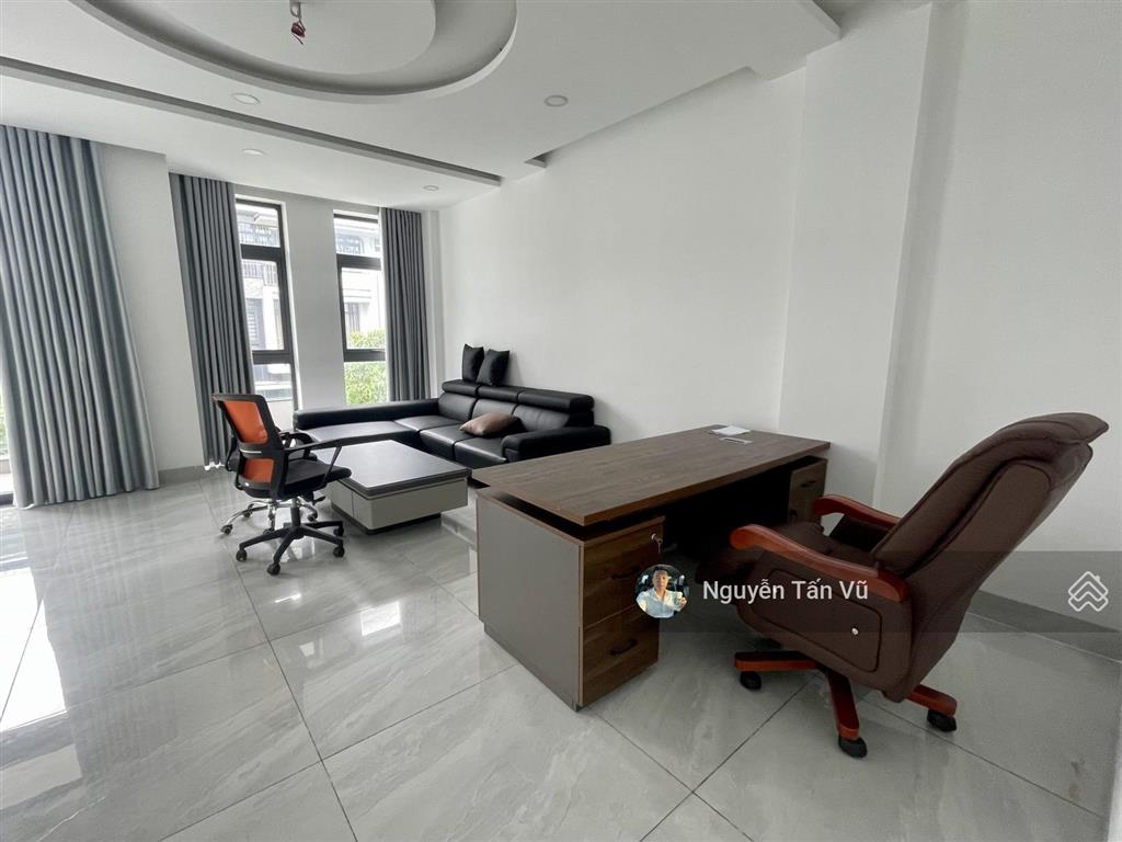 Cho thuê văn phòng tầng 2, 3 diện tích 120m/sàn, giá 22 triệu/tháng, chốt nhanh