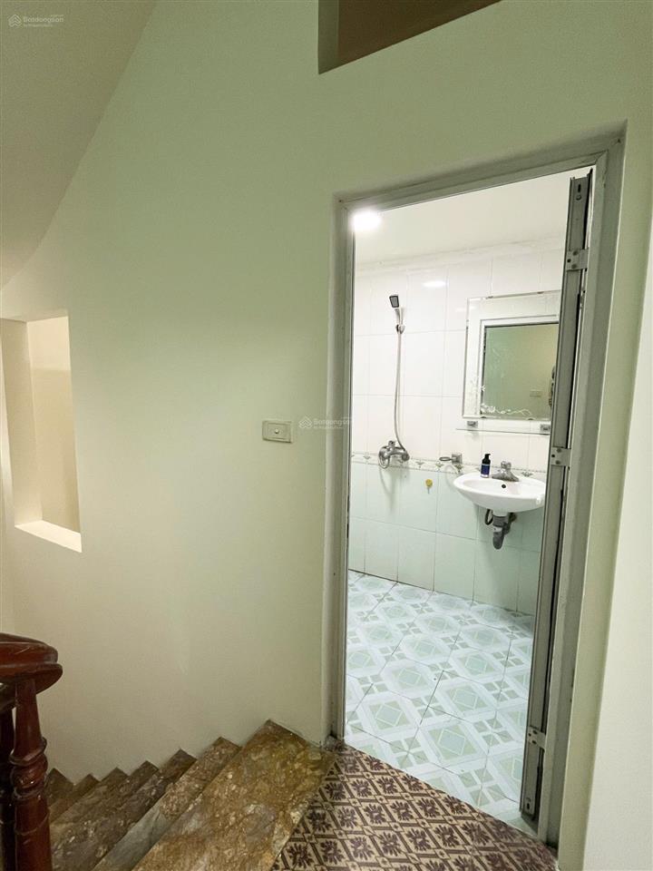 Chính chủ cho thuê nhà nguyên căn 30m2x4t phố định công thượng, giá nhỉnh 10tr