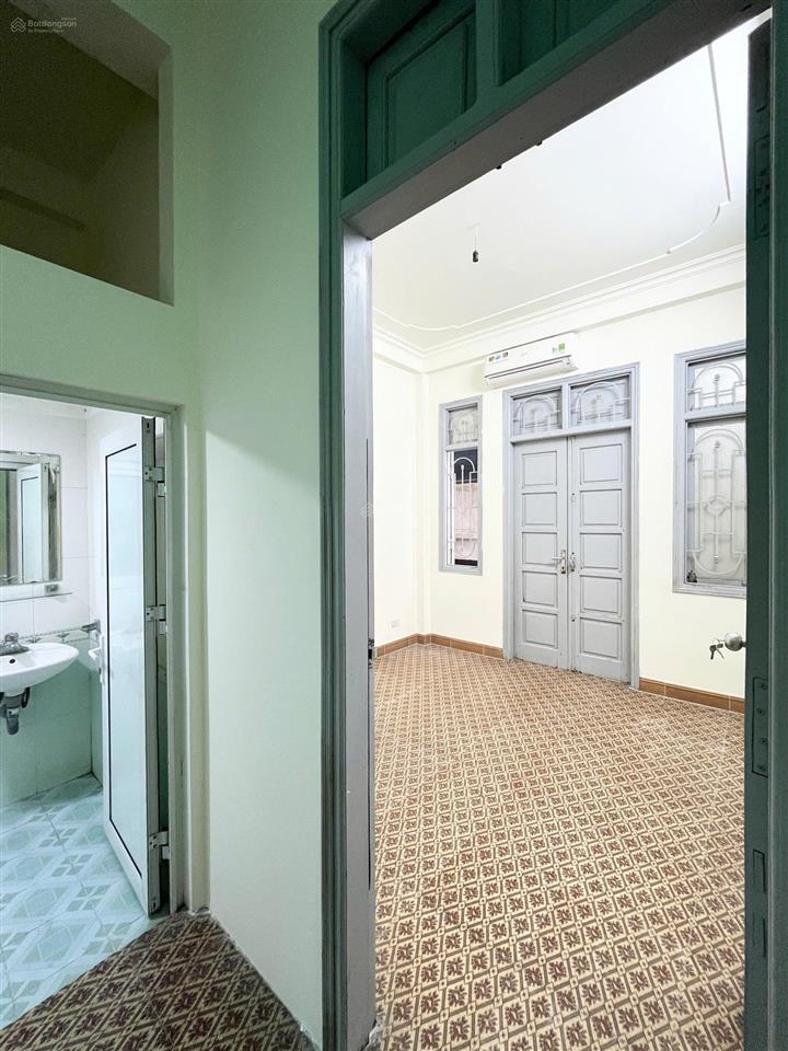 Chính chủ cho thuê nhà nguyên căn 30m2x4t phố định công thượng, giá nhỉnh 10tr