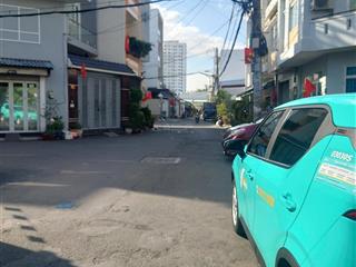 Siêu hiếm ít có nhà , đường xe hơi tránh huỳnh thiện lộc , 3 tầng ,3pn, dt 36m , nhà còn mới ở ngay