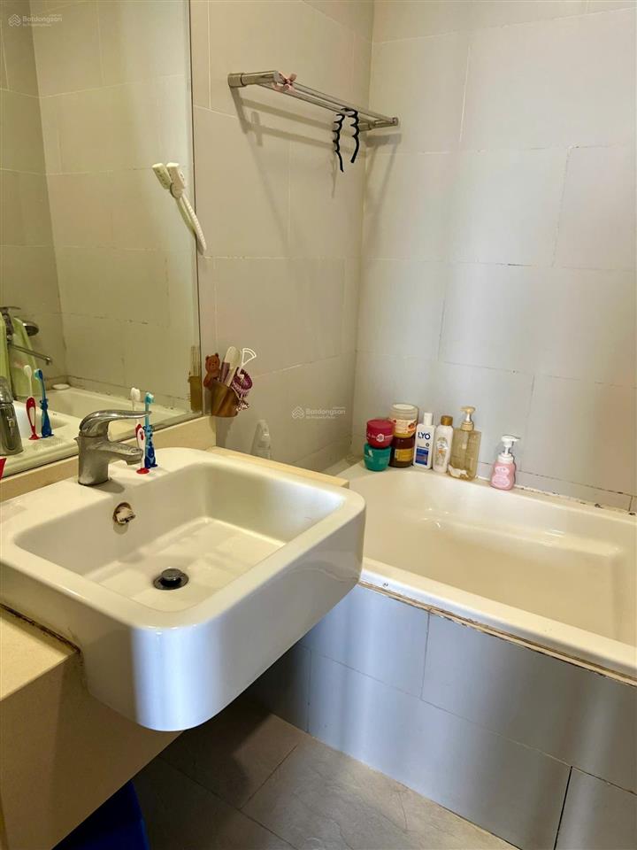 Chính chủ bán căn góc west bay b ecopark 65m² 2pn2wc tầng trung  view thoáng, tiện ích đầy đủ