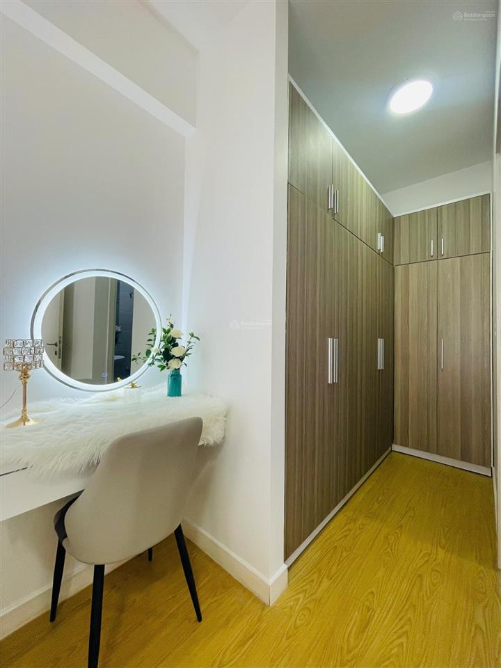 Cho thuê căn 2pn giá tốt 21tr nhà đẹp, view thoáng mát mẻ, cần cho thuê nhanh
