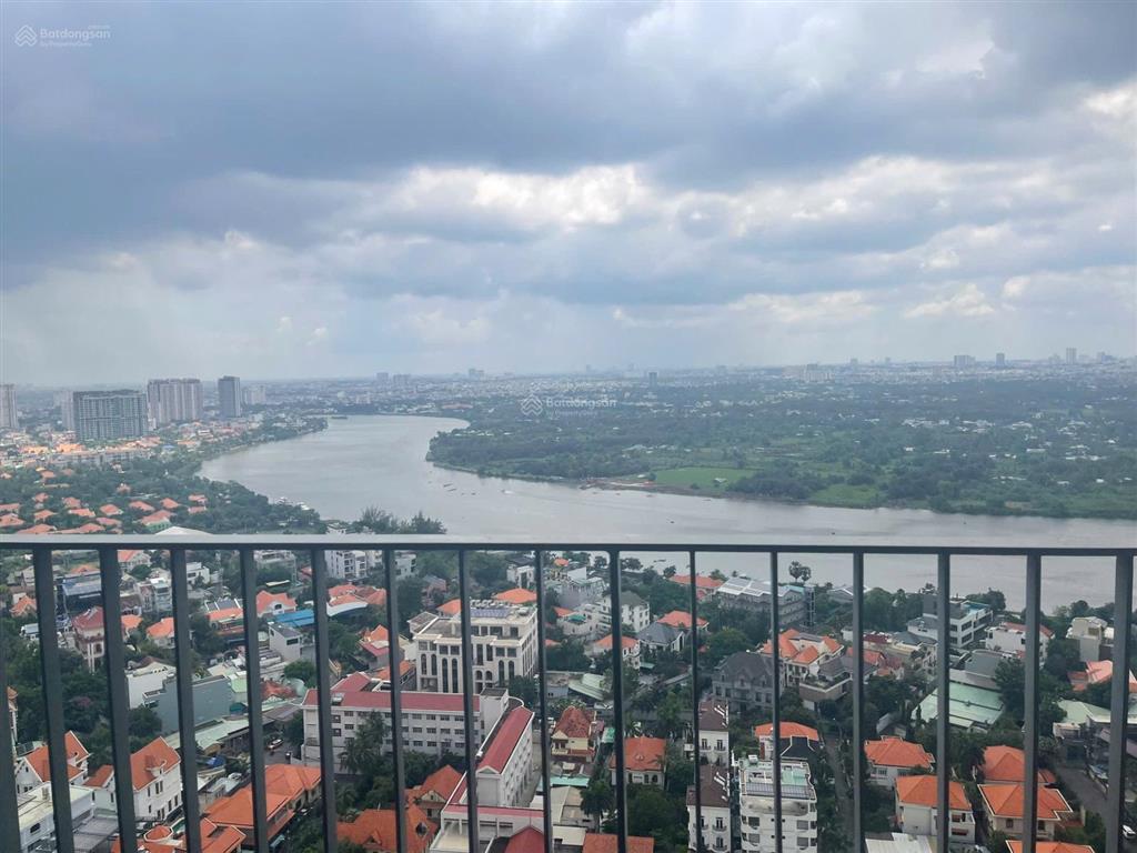 Hot cho thuê căn 2pn giá tốt 22tr, nhà đẹp thoáng mát, nội thất hiện đại, nhà trống vào liền
