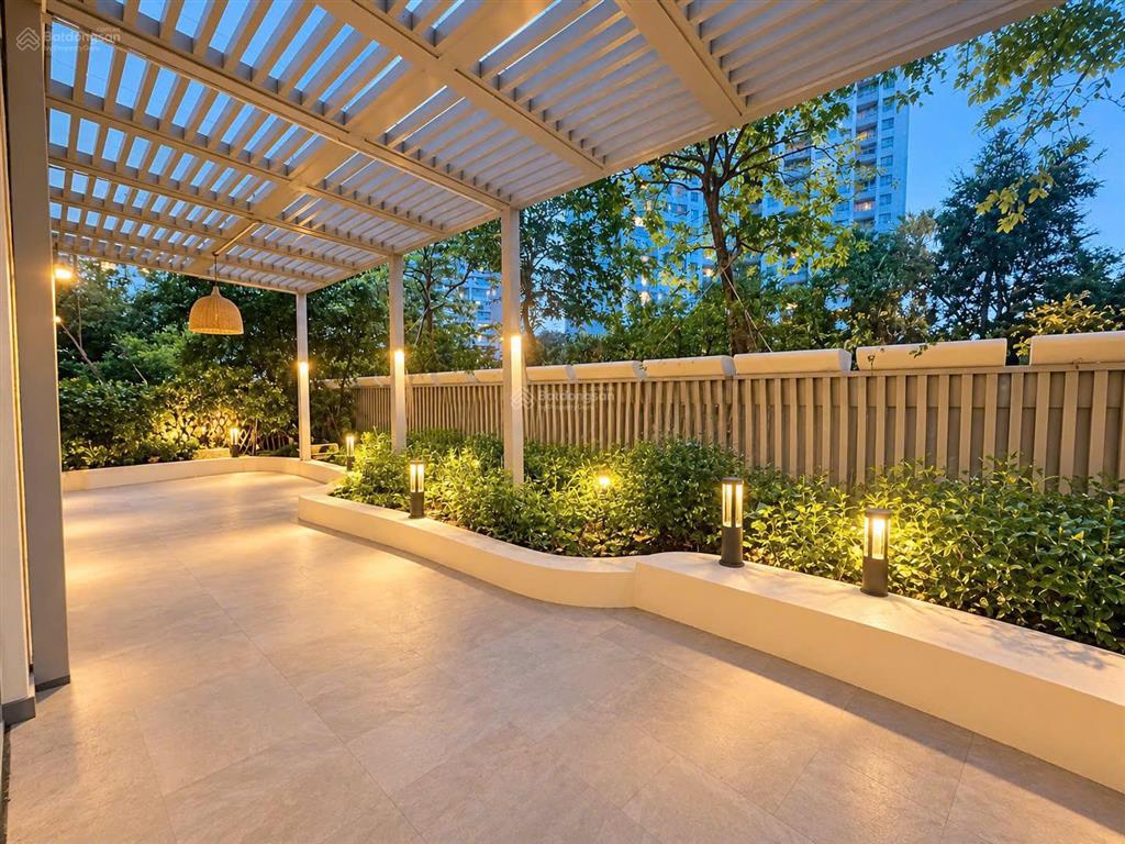 Hot deal căn hộ garden villa 3pn giá 100tr, trống sẵn, rộng rãi view thoáng mát cho thuê nhanh