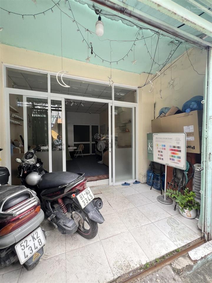 Bán nhà nguyễn thế truyện gần công viên ,trường học