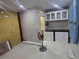 Bán nhà tân quý 5 tầng, chỉ 20m ra mặt tiền, giá tốt đầu tư