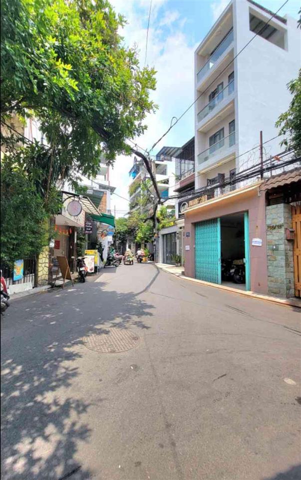 Bán nhà phú thọ hòa hẻm xe hơi vào nhà 74m² giá chỉ 5,*** tỷ tl