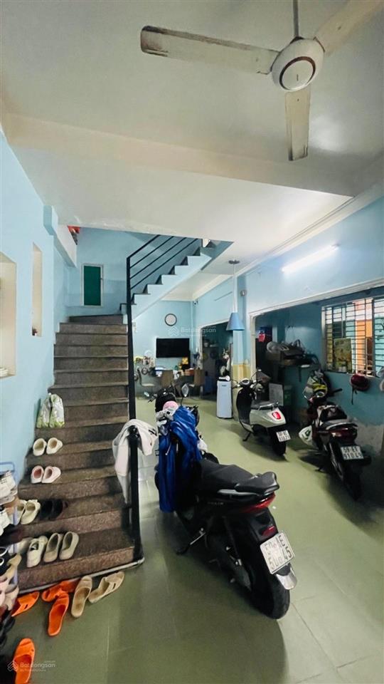 Bán nhà tân hương tân phú | 2 tầng| 76m2 hẻm xe hơi
