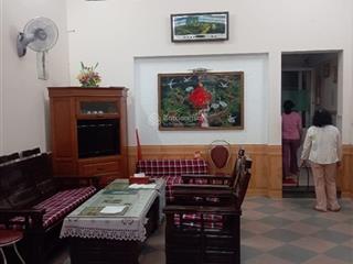 Nhà 3 tầng + lửng thang máy 5pn khép kín một căn nhà hội tụ đủ yếu tố tiện nghi riêng tư