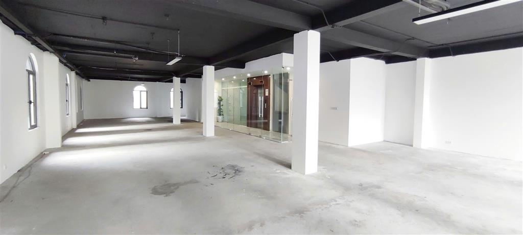 CHO THUÊ VĂN PHÒNG , TÒA NHÀ IPH BUILDING TẠI XUÂN ĐỈNH , HÀ NỘI , NHẬN MB NGAY