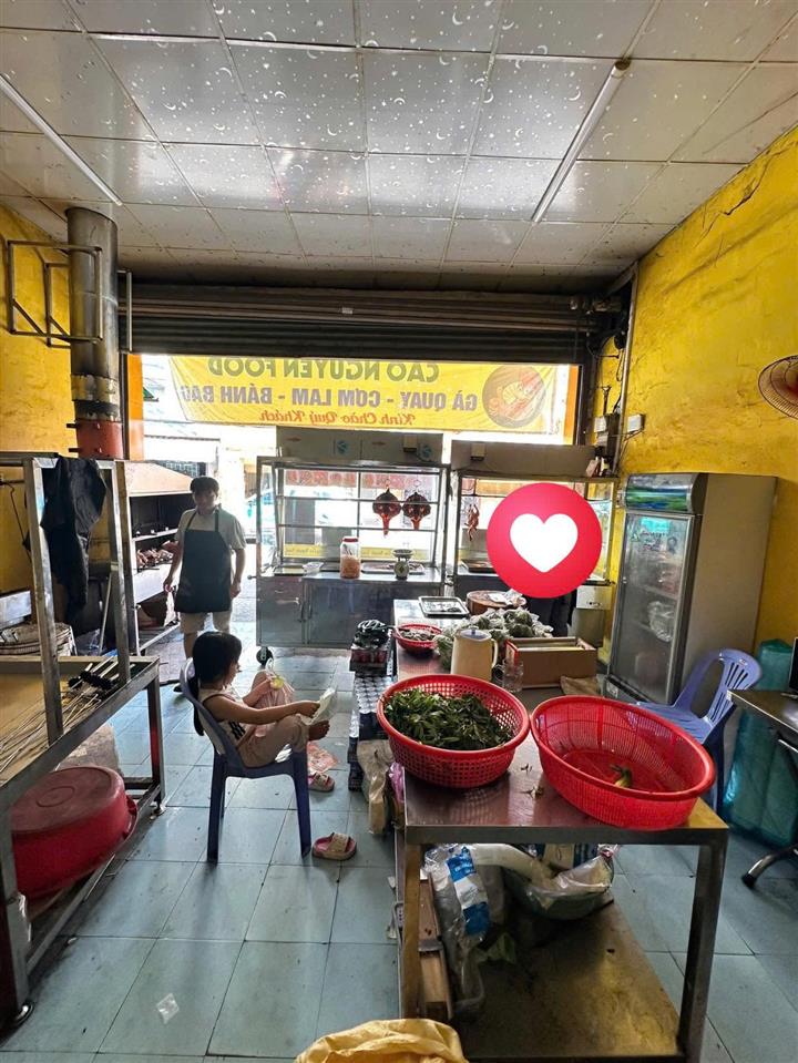 SANG NHƯỢNG QUÁN GÀ QUAY CAO NGUYÊN – MẶT TIỀN PHAN VĂN TRỊ, TP. HỒ CHÍ MINH