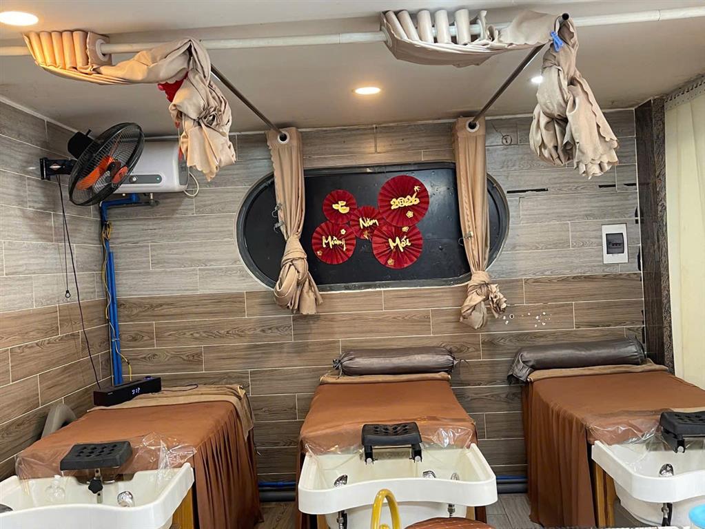CẦN SANG GẤP TIỆM NAIL – MI – GỘI ĐẦU TẠI PHÚ NHUẬN, HỒ CHÍ MINH