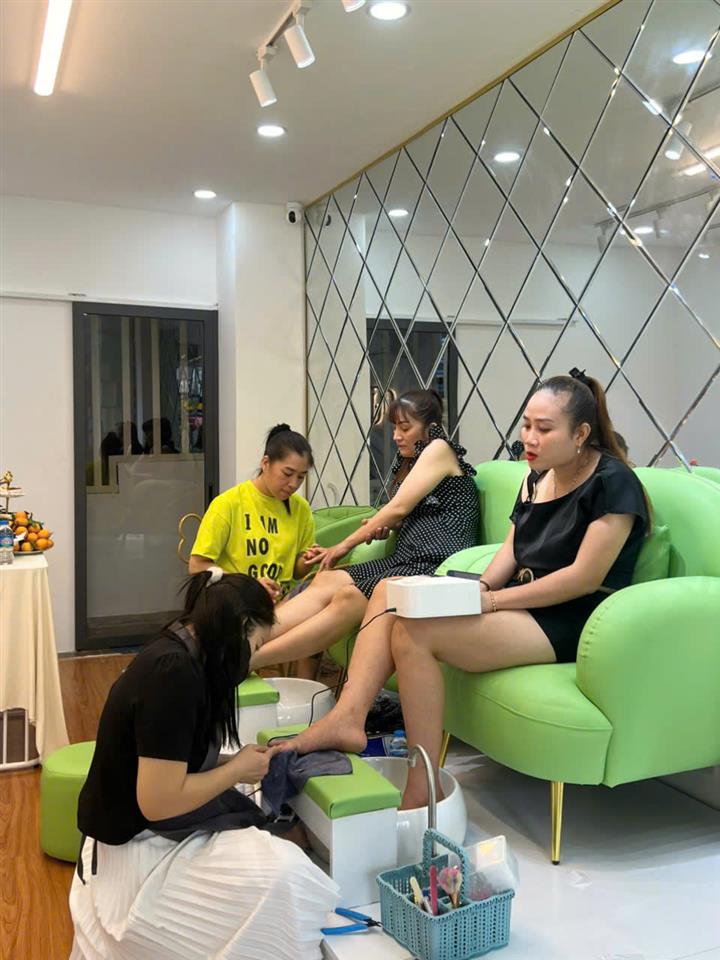 SANG NHƯỢNG TIỆM NAIL XINH XẮN – ĐƯỜNG NGUYỄN TRÃI, QUẬN 1, HỒ CHÍ MINH