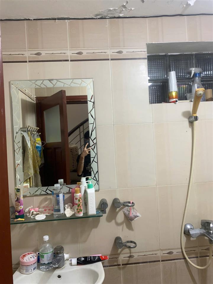 NHƯỢNG PHÒNG TRỌ TẠI 269 LẠC LONG QUÂN, TÂY HỒ, HÀ NỘI