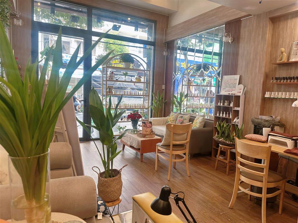 CHÍNH CHỦ SANG NHƯỢNG TIỆM GỘI ĐẦU DƯỠNG SINH – GIÁ CỰC TỐT TẠI TÂN BÌNH , HỒ CHÍ MINH