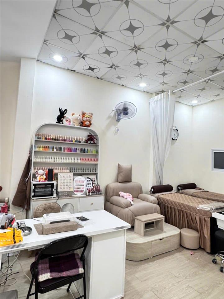 SANG NHƯỢNG TIỆM NAIL – GỘI ĐANG HOẠT ĐỘNG TẠI GÒ VẤP, HỒ CHÍ MINH