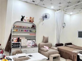 SANG NHƯỢNG TIỆM NAIL – GỘI ĐANG HOẠT ĐỘNG TẠI GÒ VẤP, HỒ CHÍ MINH