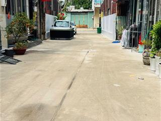 5x11m 2 lầu hẻm xe hơi đậu thoải mái  gần chợ 26/3  aeon tân phú 3p