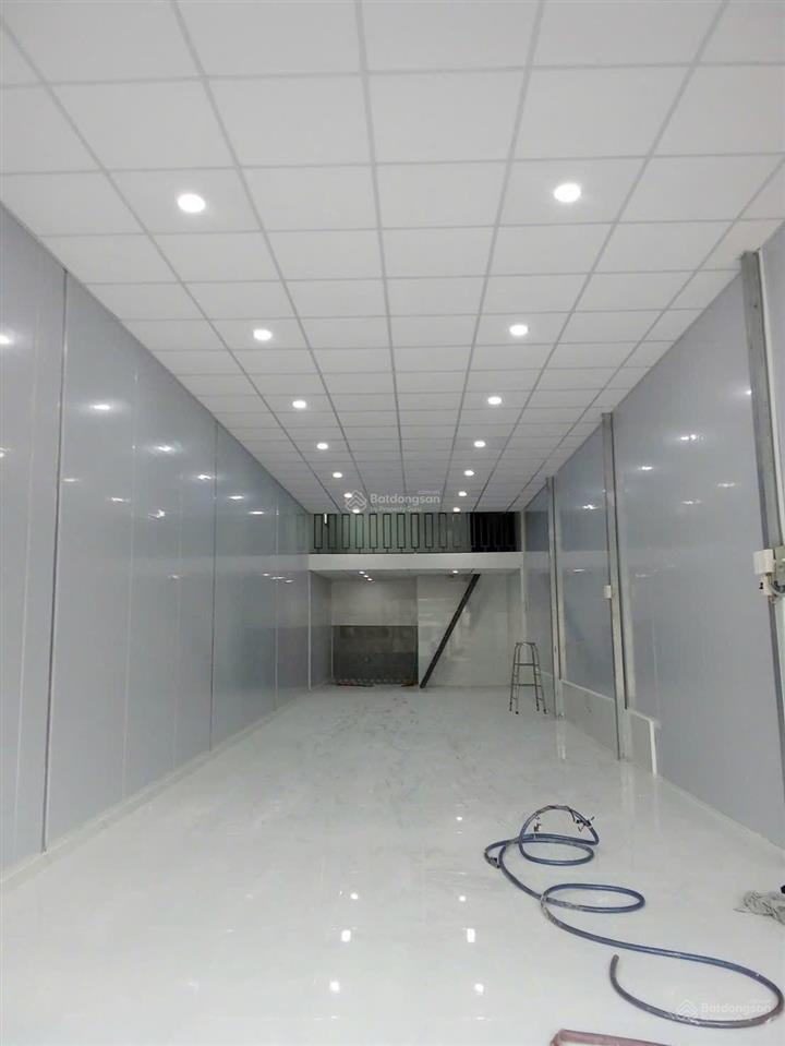 Bán lô đất tặng nhà cấp 4 thích hợp cho thuê kinh doanh