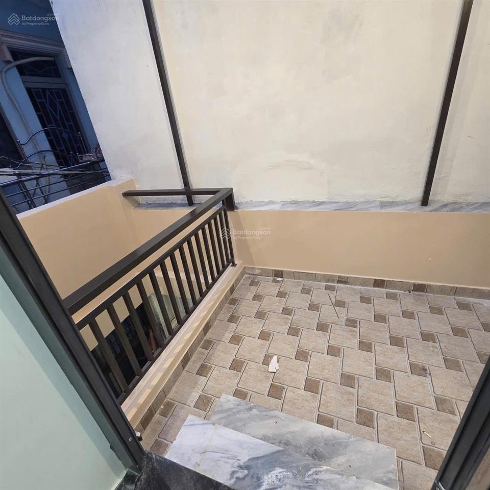 Nhà hẻm 2,5m lưu hữu phước p15q8