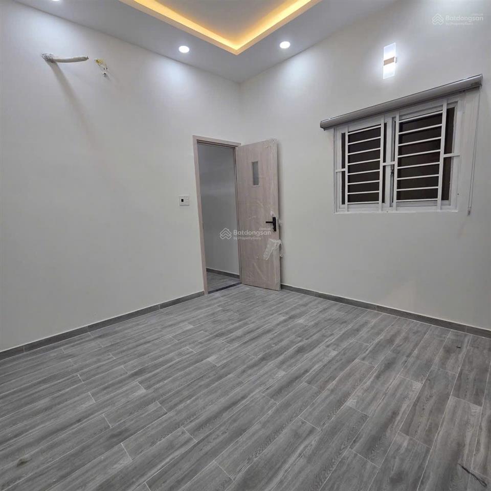 Nhà hẻm 2,5m lưu hữu phước p15q8