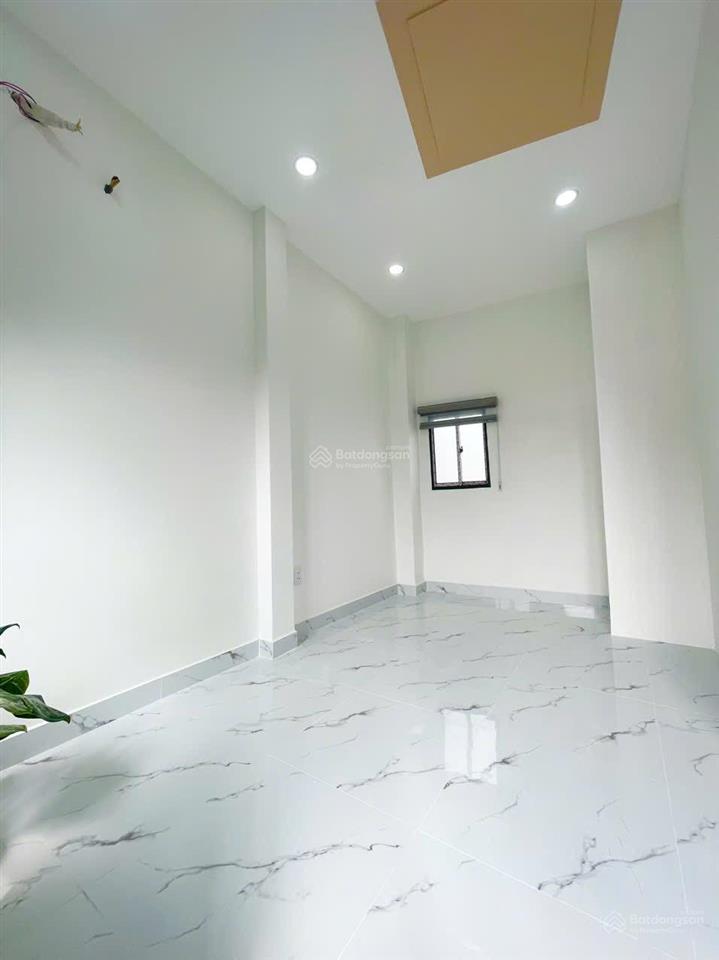 Nhà hẻm 3,5m lưu hữu phước p15q8
