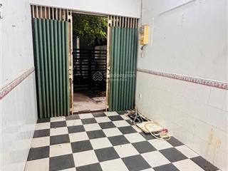 Nhà hẻm phạm hùng p10 q8 cách cầu nguyễn tri phương 300m