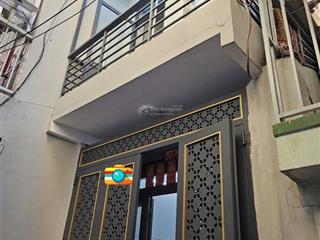 Nhà hẻm đường tùng thiện vương p13 q8