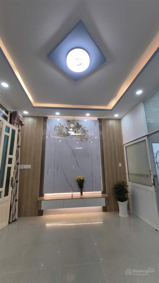 Nhà hẻm 3m lương văn can quận 8