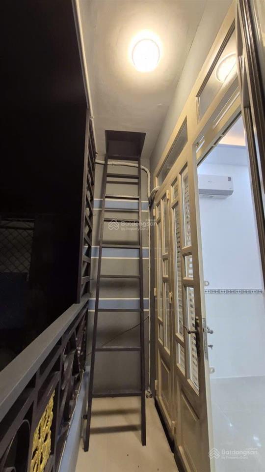 Nhà hẻm 3m lương văn can quận 8