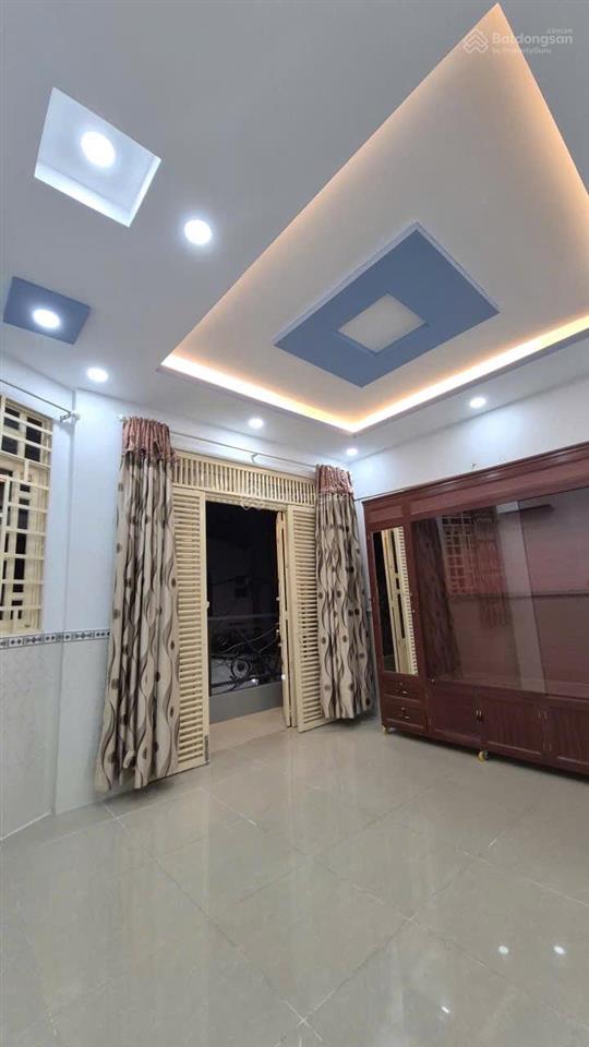 Nhà hẻm 3m lương văn can quận 8