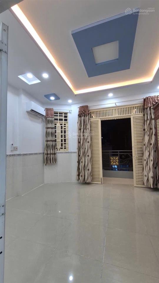 Nhà hẻm 3m lương văn can quận 8