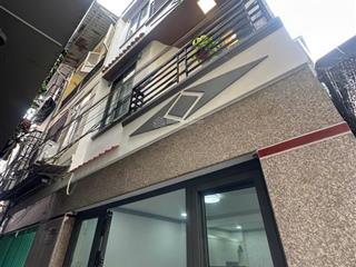 Nhà hẻm xe máy lương văn can p15.q8