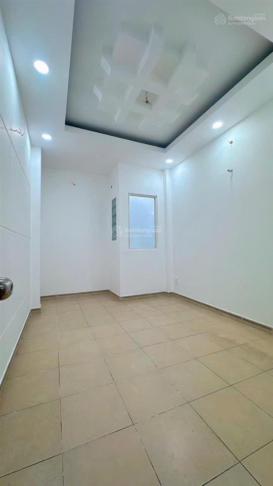 Nhà hẻm 4m hưng phú  p10 , q8