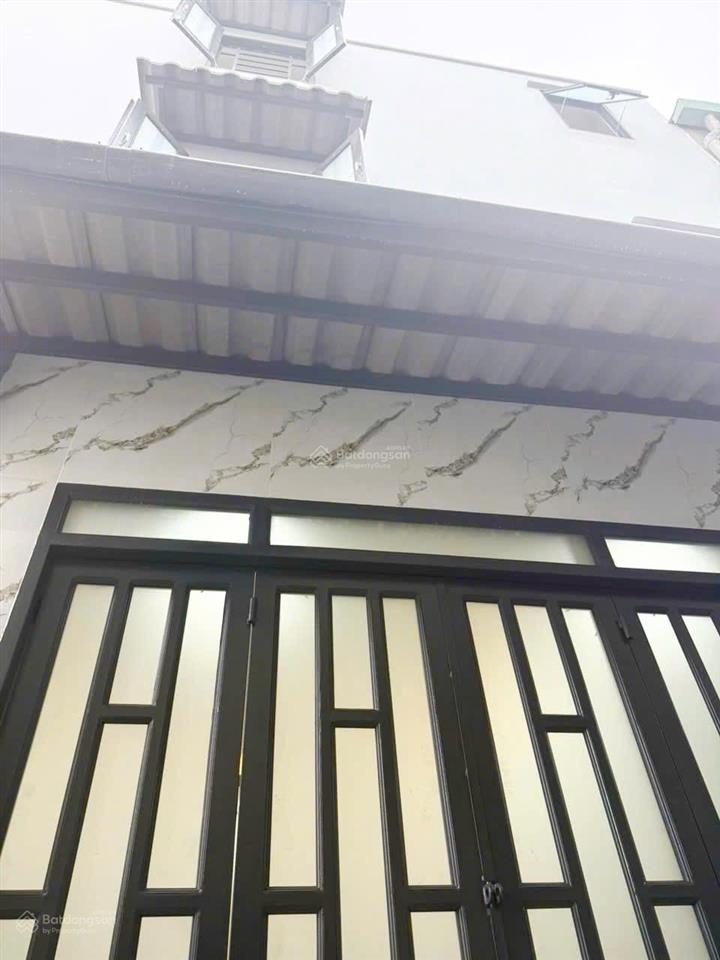 Nhà hẻm 2,5m đường ụ cây p10, q8 cách cầu nguyễn tri phương q5 200m