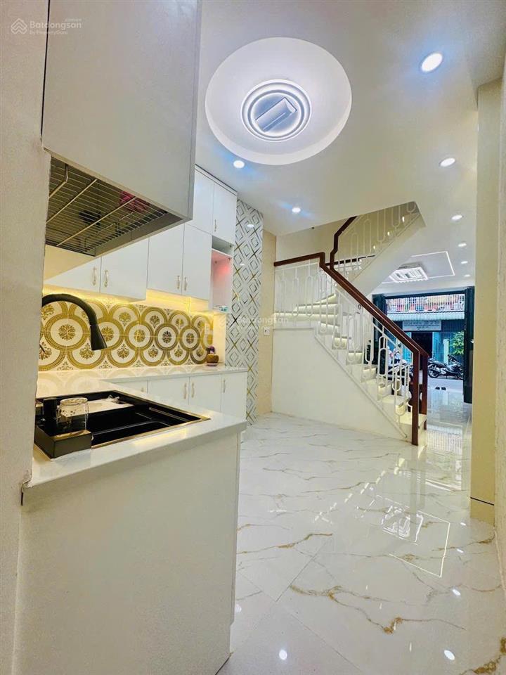 Nhà bán đường hẻm 8m dương bá trạc p1 q8