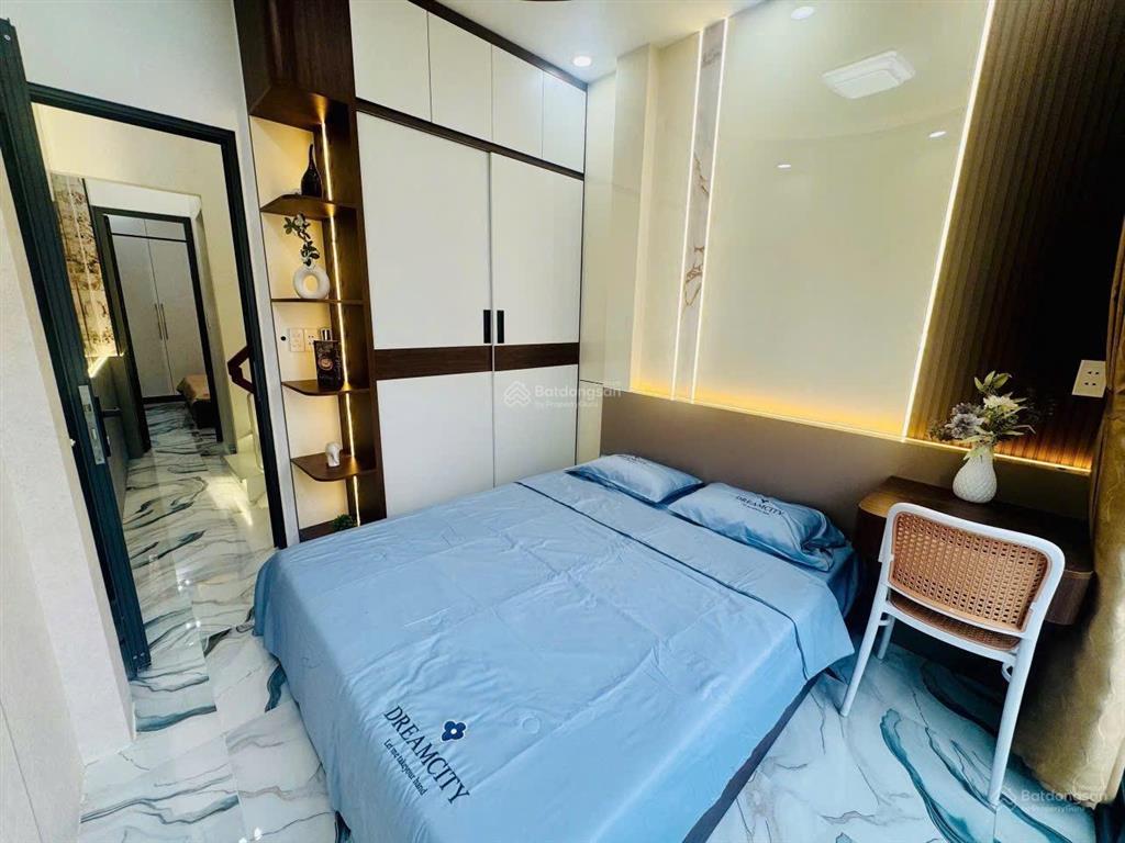 Nhà bán đường hẻm 8m dương bá trạc p1 q8