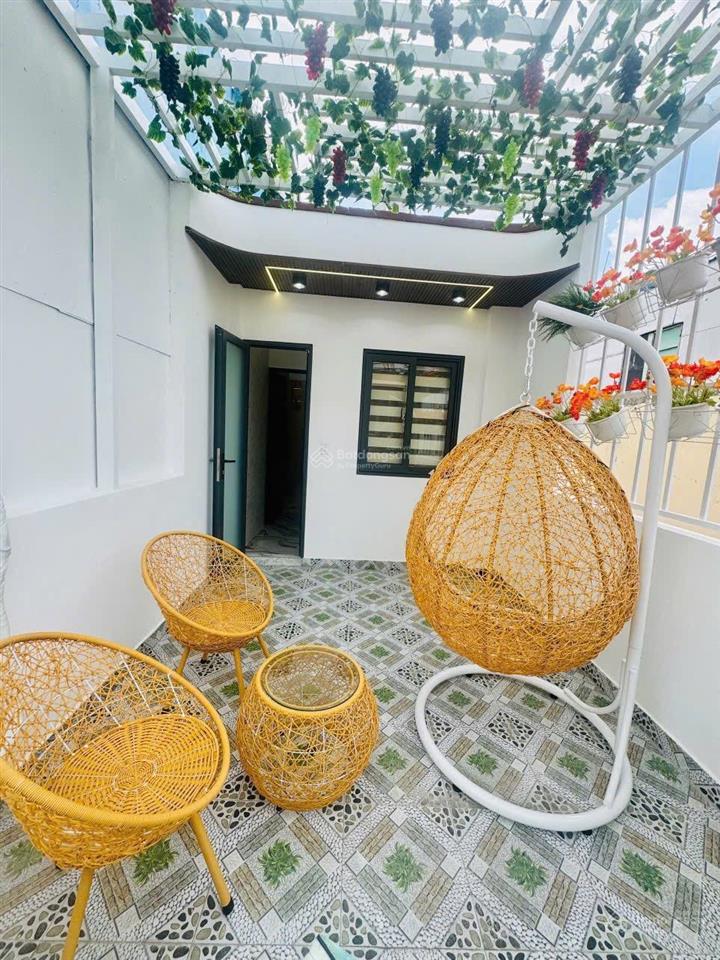 Nhà bán đường hẻm 8m dương bá trạc p1 q8